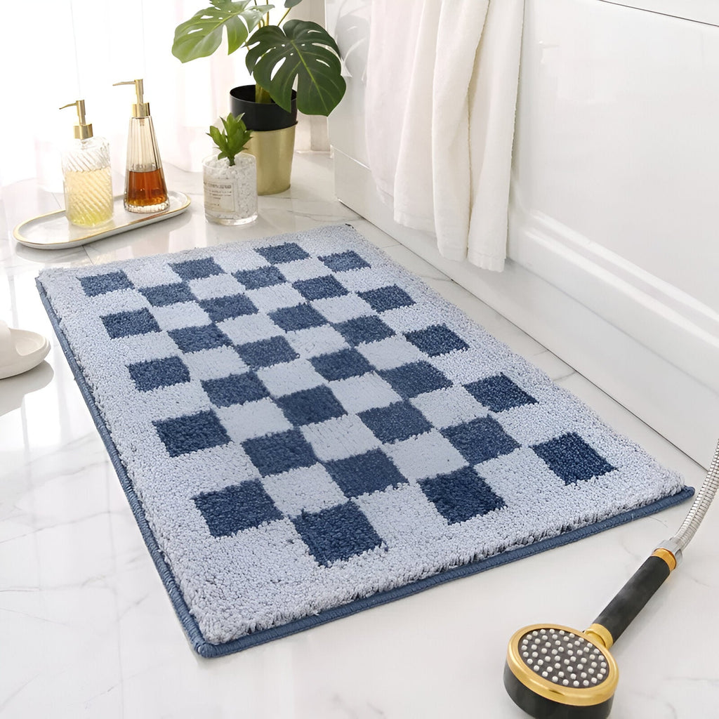 Plush Checkered Bath Mat – Bathroom Decor, Soft Comfort