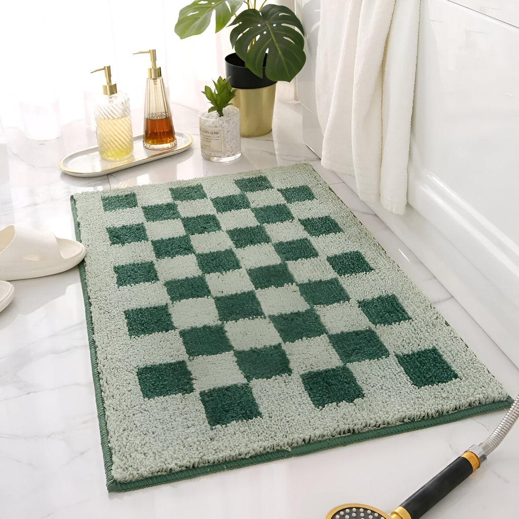 Plush Checkered Bath Mat – Bathroom Decor, Soft Comfort