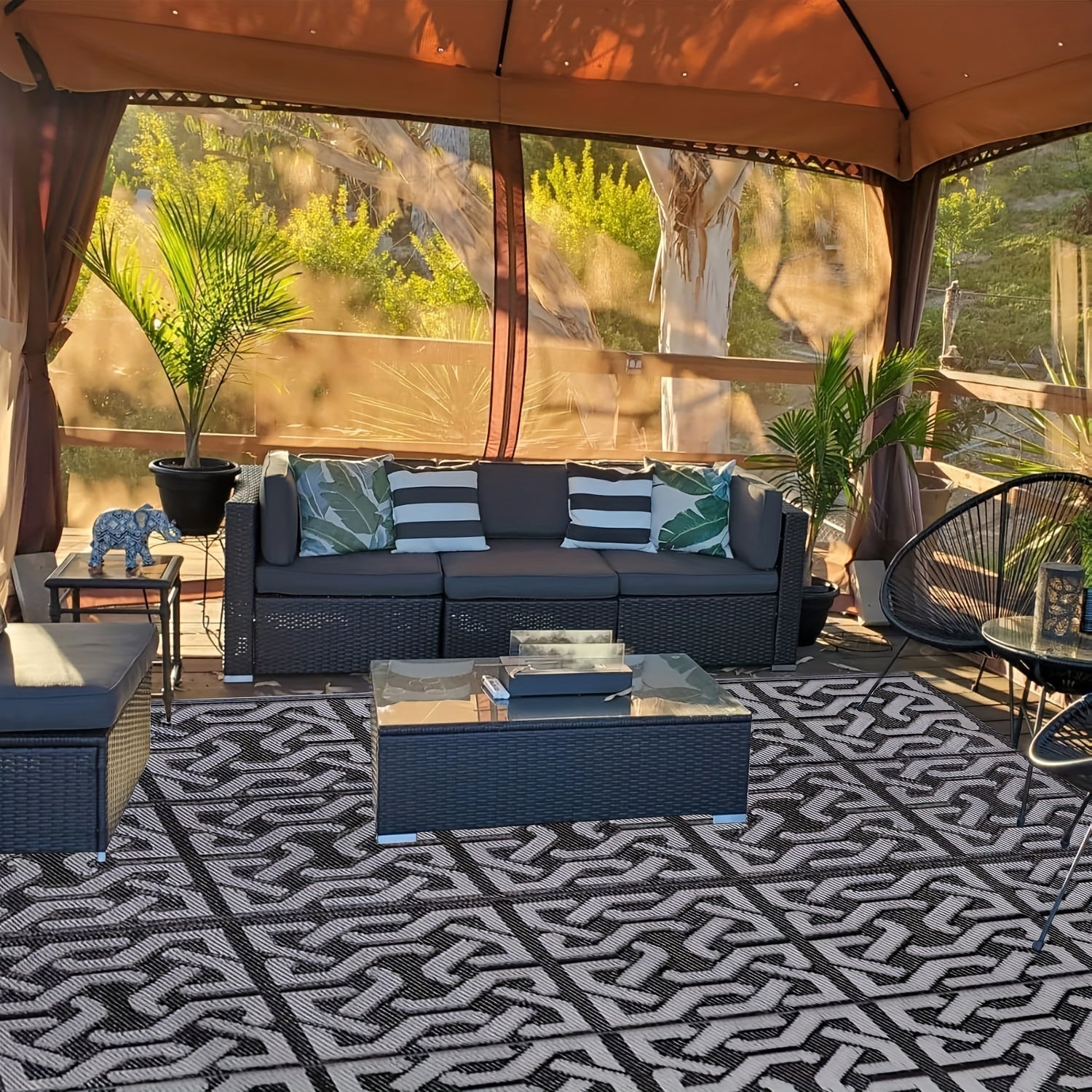 Reversible Outdoor Rug | Black & Grey Modern Patio Mat – Garden, Patio