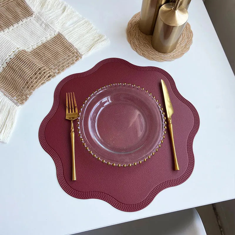 Runde Faux-Leder Tischsets mit Geprägtem Blumendesign – Esszimmer, Dekoration