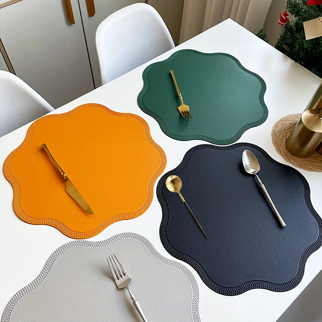 Runde Faux-Leder Tischsets mit Geprägtem Blumendesign – Esszimmer, Dekoration